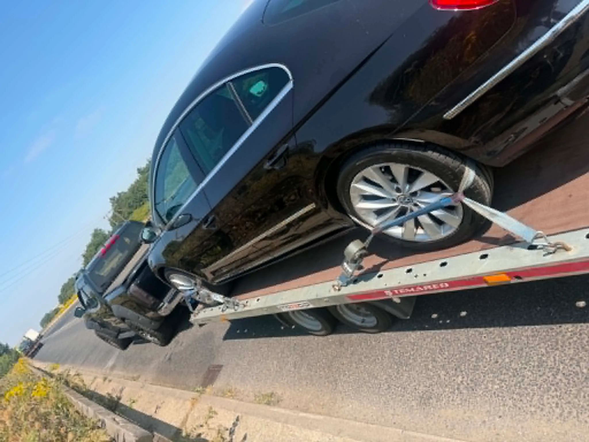 Vehicle recovery background